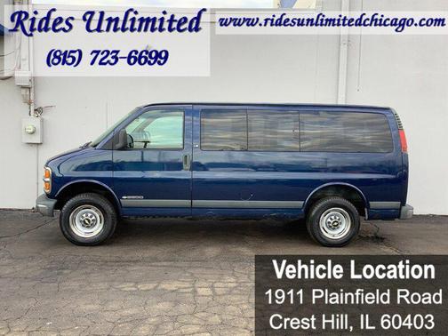 2002 Chevrolet Express 2500 LT