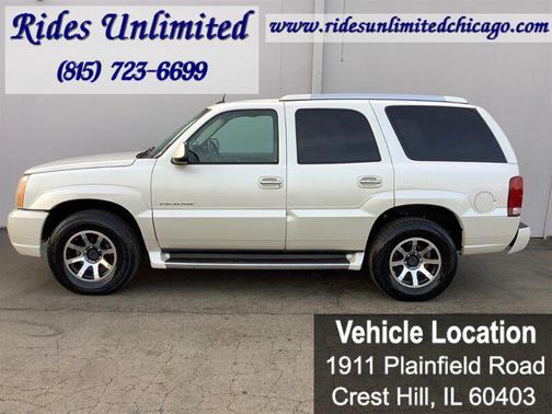 2004 Cadillac Escalade Base