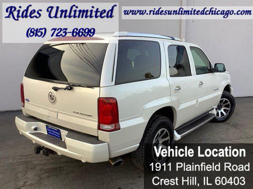 2004 Cadillac Escalade Base