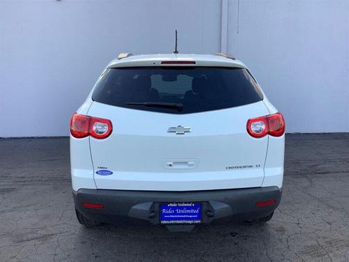 2011 Chevrolet Traverse 2LT