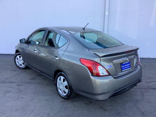 2015 Nissan Versa 1.6 SV