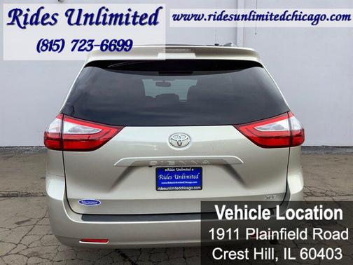 2016 Toyota Sienna XLE