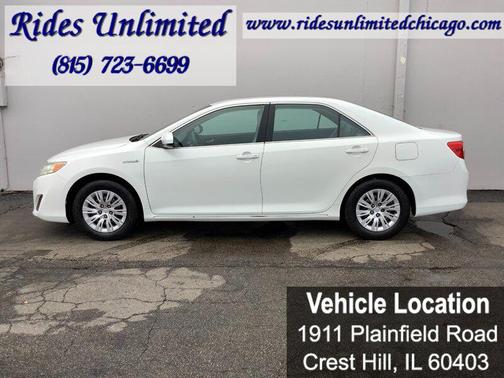Super White 2012 Toyota Camry Hybrid LE