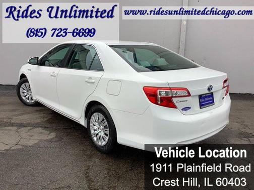 Super White 2012 Toyota Camry Hybrid LE