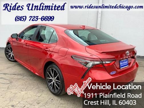 2024 Toyota Camry SE