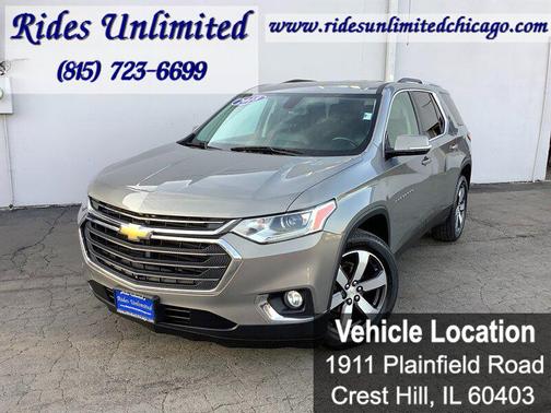 Pepperdust Metallic 2018 Chevrolet Traverse LT Leather