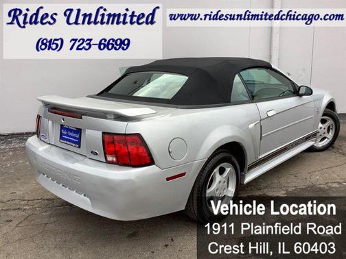 2002 Ford Mustang Base