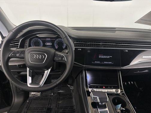 2023 Audi Q8 55 Prestige