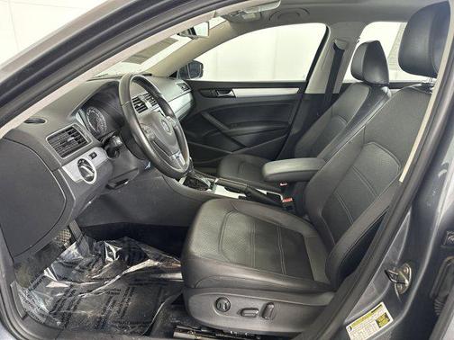 2013 Volkswagen Passat 2.5 SE