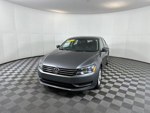 2013 Volkswagen Passat 2.5 SE
