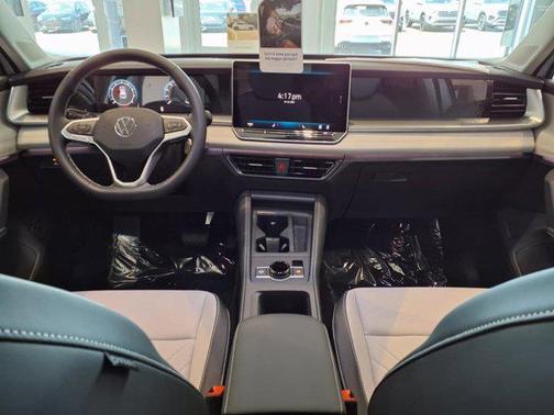 2025 Volkswagen Tiguan 2.0T SE 4MOTION