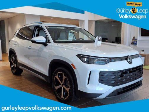 2025 Volkswagen Tiguan 2.0T SE 4MOTION