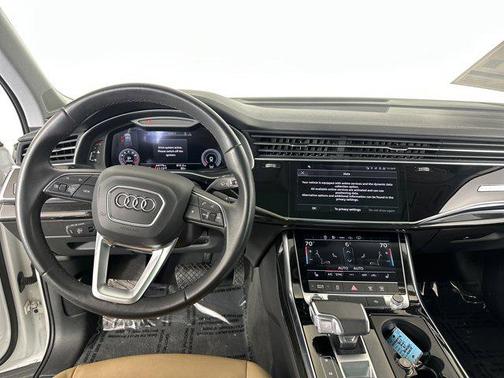 2023 Audi Q7 55 Premium Plus