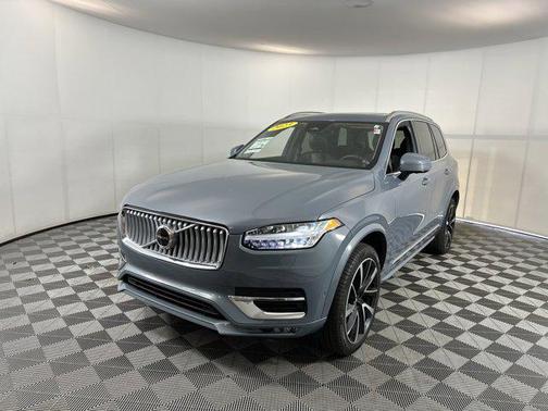 2023 Volvo XC90 B6 Plus 6-Seater
