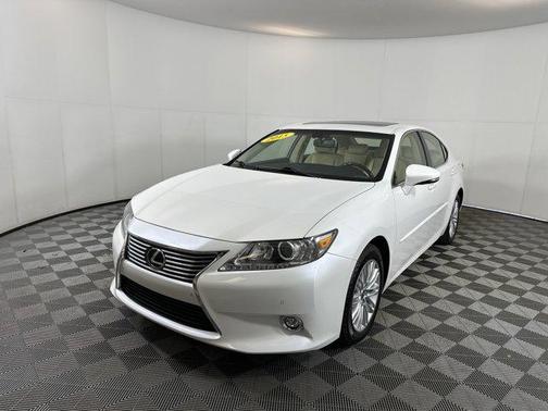 2015 Lexus ES 350 Crafted Line