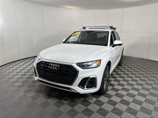 2023 Audi Q5 45 S line Premium Plus