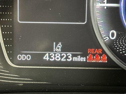 2022 Lexus ES 350 Base