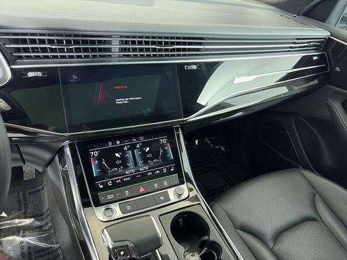 2023 Audi Q8 55 Premium Plus