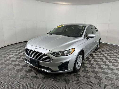 2019 Ford Fusion S