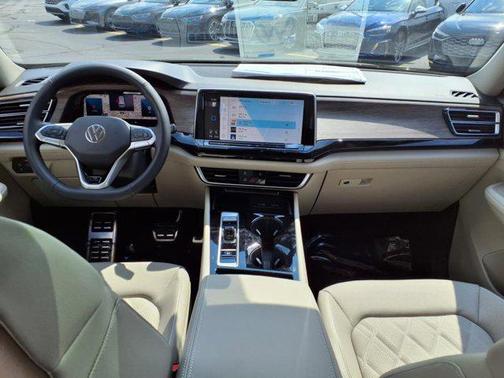 2025 Volkswagen Atlas 2.0T SEL Premium R-Line 4MOTION