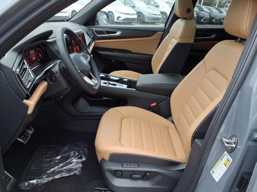 pure gray 2026 Volkswagen Atlas Cross Sport 2.0T SEL