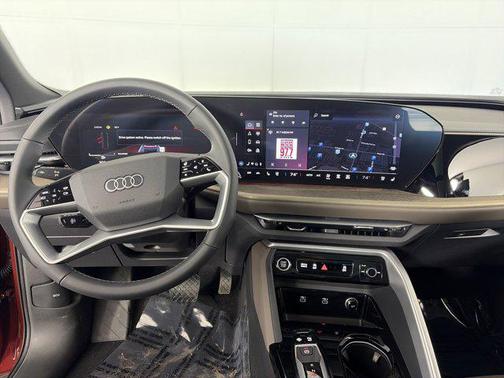 2025 Audi Q5 Premium Plus TFSI quattro S tronic