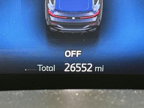 2025 BMW X6 xDrive40i