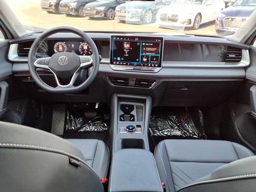 2025 Volkswagen Tiguan 2.0T SE 4MOTION