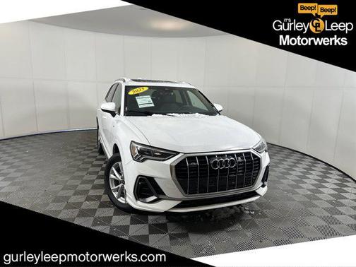 2025 Audi Q3 Premium 45 TFSI S line quattro Tiptronic
