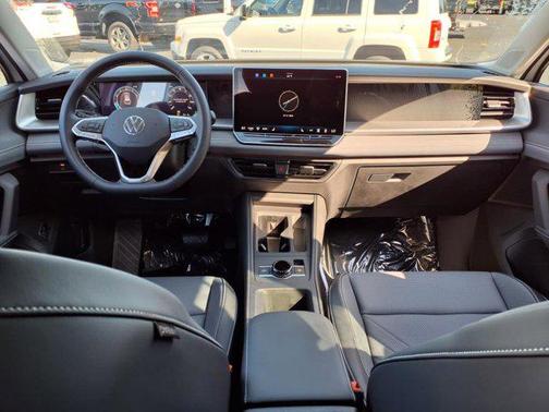 2025 Volkswagen Tiguan 2.0T SE 4MOTION
