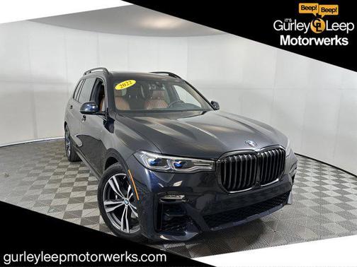 2022 BMW X7 M50i