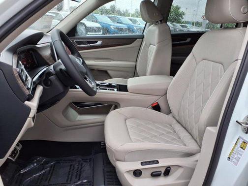 2025 Volkswagen Atlas 2.0T SEL Premium R-Line 4MOTION