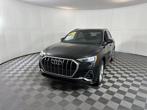 2020 Audi Q3 45 S line Premium