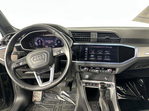 2020 Audi Q3 45 S line Premium