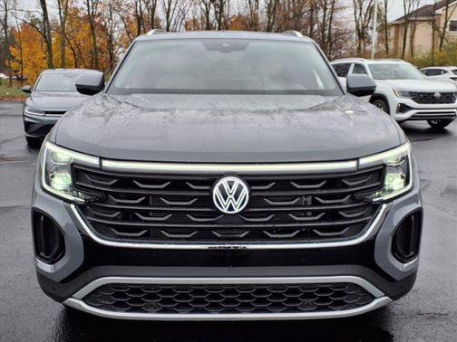 2026 Volkswagen Atlas Cross Sport 2.0T SE w/Technology 4MOTION