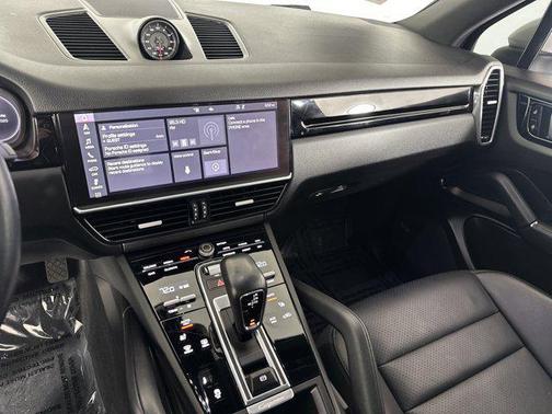 2021 Porsche Cayenne Cayenne