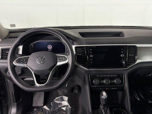 2023 Volkswagen Atlas 3.6L SE w/Technology