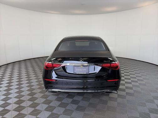 Obsidian Black Metallic 2022 Mercedes-Benz S-Class 4MATIC