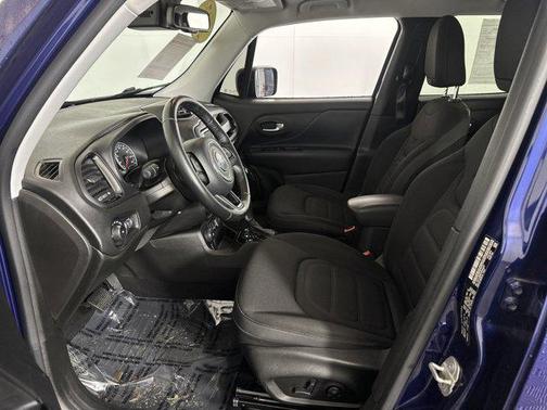2017 Jeep Renegade Altitude