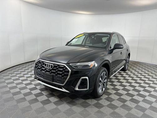 2023 Audi Q5 45 S line Premium Plus