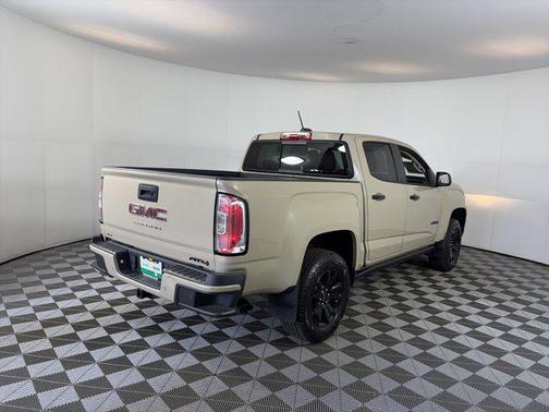 Desert Sand Metallic 2021 GMC Canyon AT4
