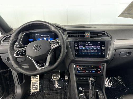 2022 Volkswagen Tiguan 2.0T SE R-Line Black 4MOTION