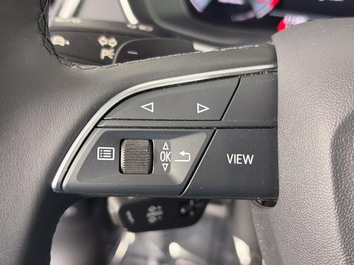 Florett Silver Metallic 2021 Audi Q5 45 Premium Plus