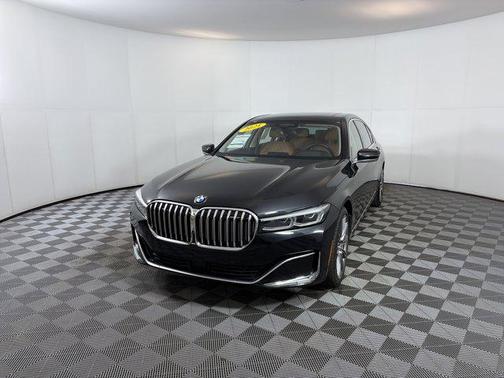 2021 BMW 750 i xDrive