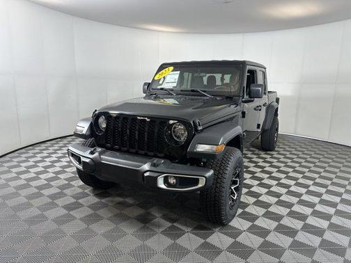 2023 Jeep Gladiator Sport S