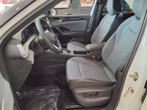 2025 Volkswagen Tiguan 2.0T SE R-Line Black 4MOTION