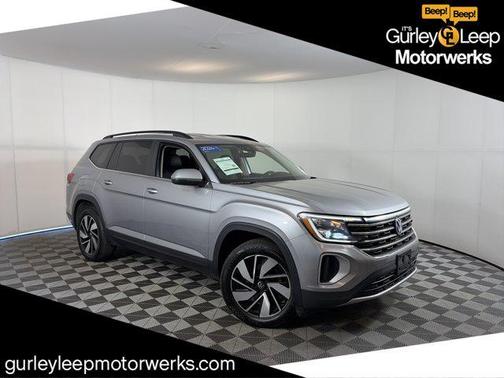 Silver Mist Metallic 2024 Volkswagen Atlas 2.0T SE w/Technology 4MOTION