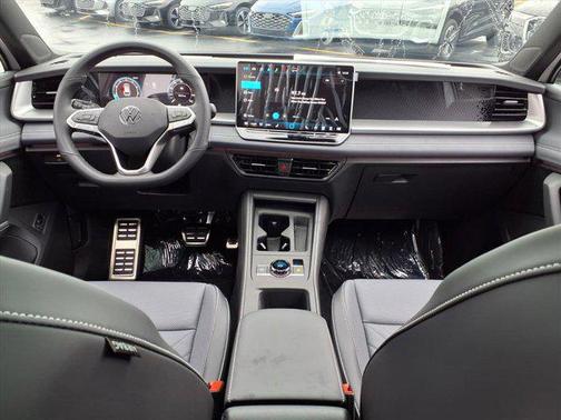 2025 Volkswagen Tiguan 2.0T SE R-Line Black 4MOTION