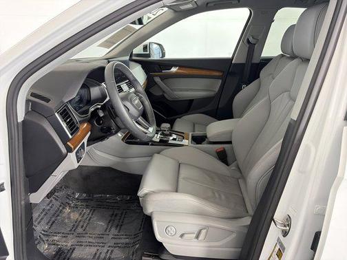 2024 Audi Q5 e 55 S line Premium Plus