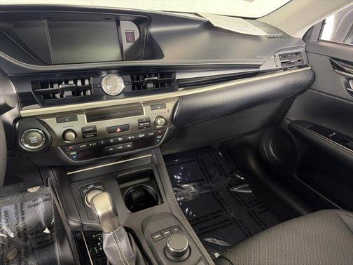 2016 Lexus ES 350 Base